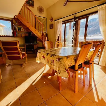 Bright Cosy Nest - View - La Salle-les-Alpes
