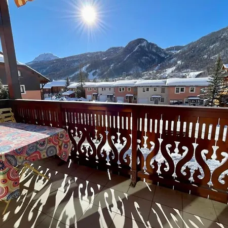 Bright Cosy Nest - View - Apartment *